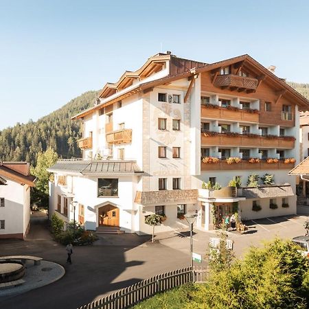 Familienhotel Adler Зерфаус Екстериор снимка
