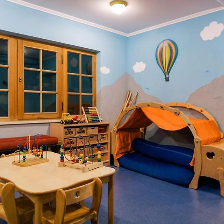 Familienhotel Adler Зерфаус Екстериор снимка